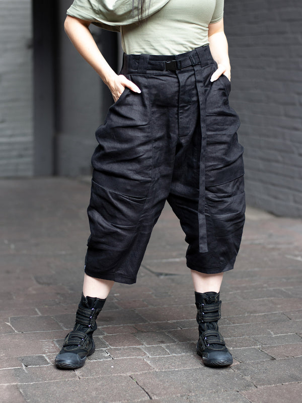 Rhidian Women's Drop Crotch Cargo Linen Shorts - Black